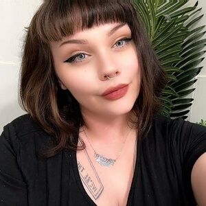 Meet your Posher, Kaitlyn